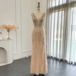 Dubai Champagne Elegance: Luxury Feathered Evening Dress with a V-Neck, Perfect for Women at Weddings and Formal Events, Ideal for Proms with a touch of Silver and Pink.