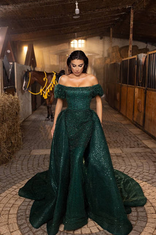 Emerald Twilight Sequined Elegance Gown with Off-the-Shoulder Glamour – Larosabride’s Exclusive