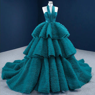 Elegance Unveiled: 2024 Prom Dresses for Plus Size Women's Evening Affairs
