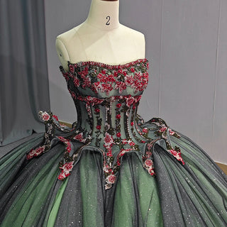 Glitter Sleeveless Vintage Puffy Quinceañera Party Dress