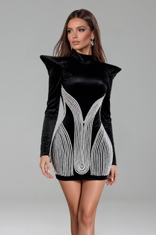 Sculpted Shoulder Dress - LAROSABRIDE