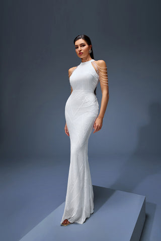 White High-Neck Beaded Gown with Draped Shoulder Chains – Glamorous 2025 Red Carpet Look