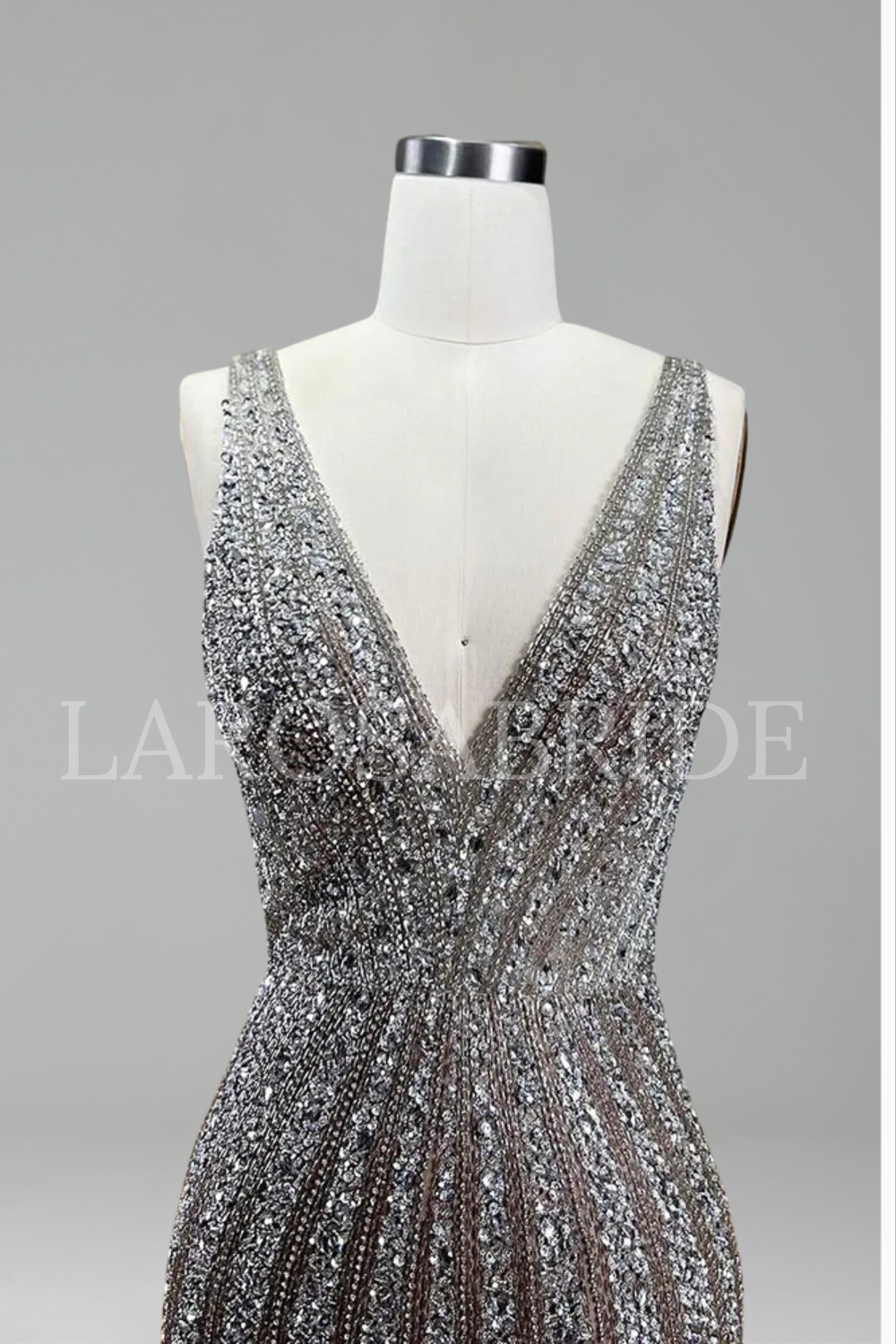 Feather V-Neck Sleeveless Mermaid Gown - LAROSABRIDE