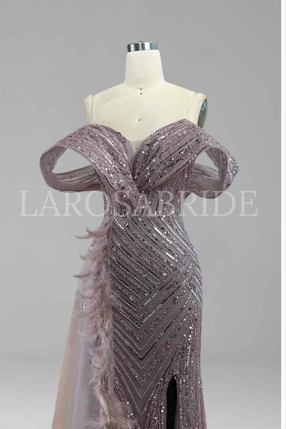 Feather Mermaid Dress with Slit - LAROSABRIDE