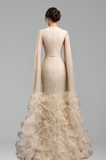 Ivory Ruffle Elegance-Larosabride