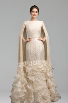 Ivory Ruffle Elegance-Larosabride
