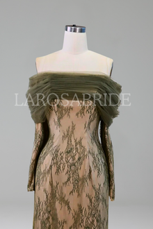 Off Shoulder Lace Mermaid Gown-Larosabride